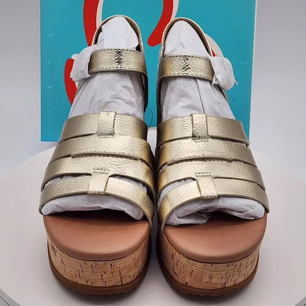 NEW BareTraps Savannah Light Gold Platform Wedge Sandals Women's Size 8M Comfort